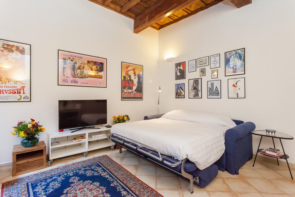 Maisonette Farnese Рим Стая снимка