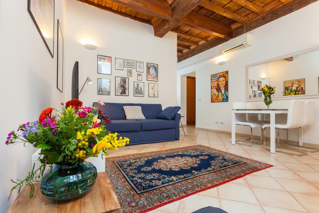 Maisonette Farnese Рим Стая снимка