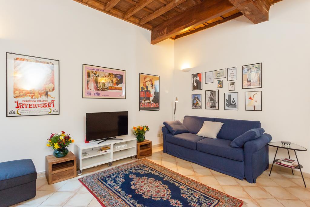 Maisonette Farnese Рим Стая снимка